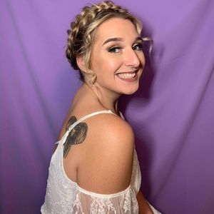 Meet your Posher, Taylor